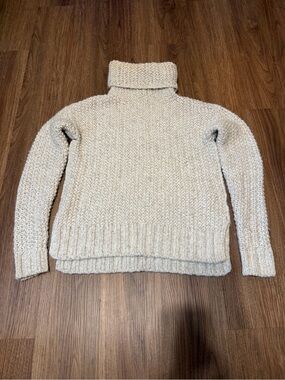 Abercrombie & Fitch Cream Chunky Turtleneck Sweater